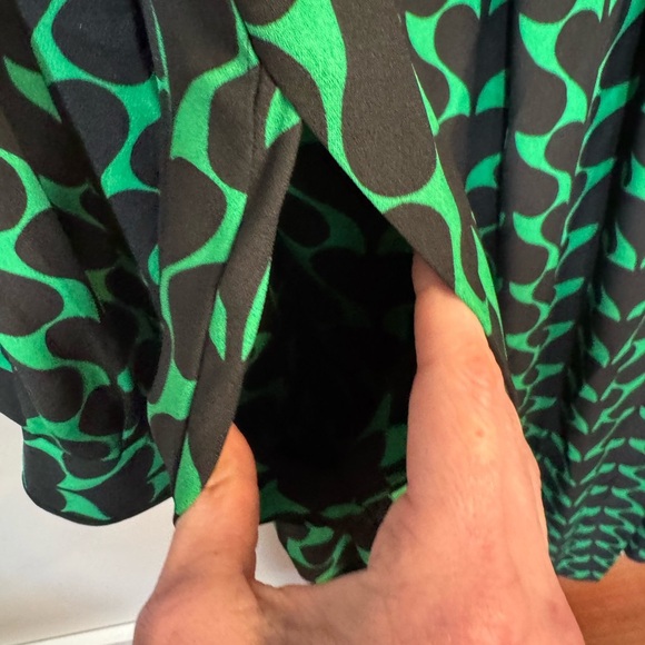 Diane Von Furstenberg Long Sleeve Faux Wrap Midi Dress Green Black Sz 16 no belt - Picture 8 of 14